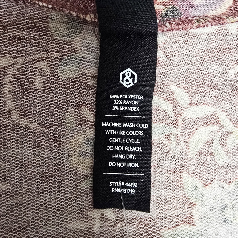 Agnes & Dora Essential Cardigan Size M Western Floral Button Front V-Neck NWT - Picture 13 of 15